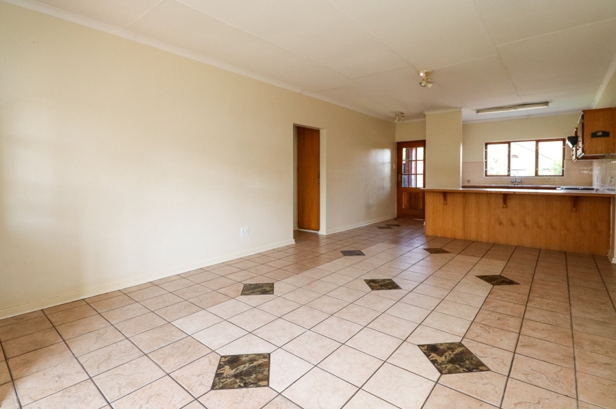 3 Bedroom Property for Sale in Flamwood North West